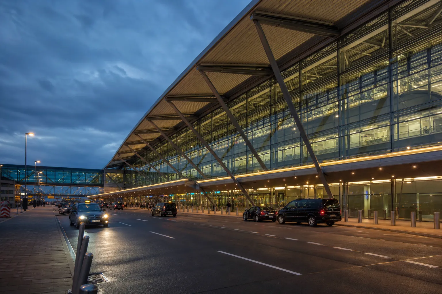 Frankfurt Airport Terminal – Abgabe und Ankunft